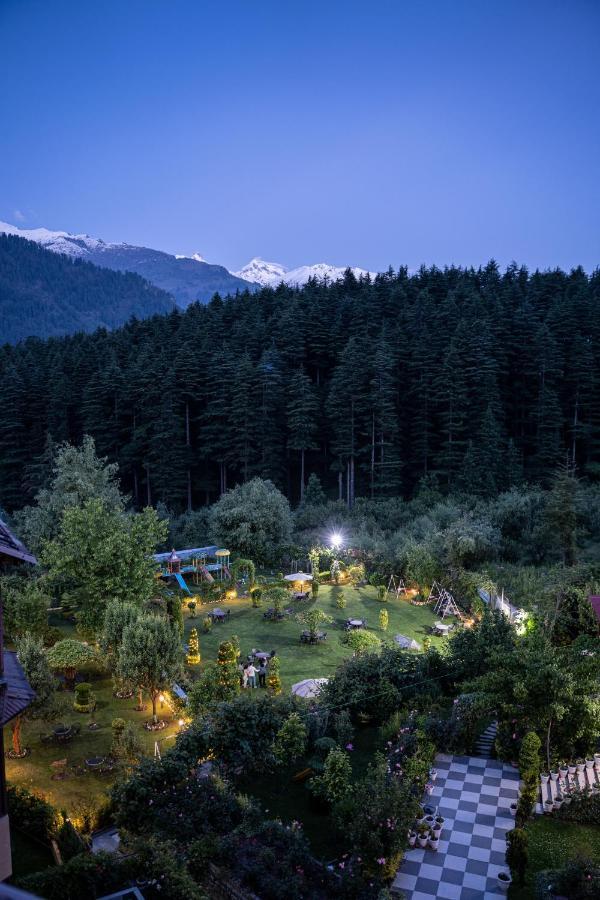 The Conifer Hotel Manali  Exterior photo